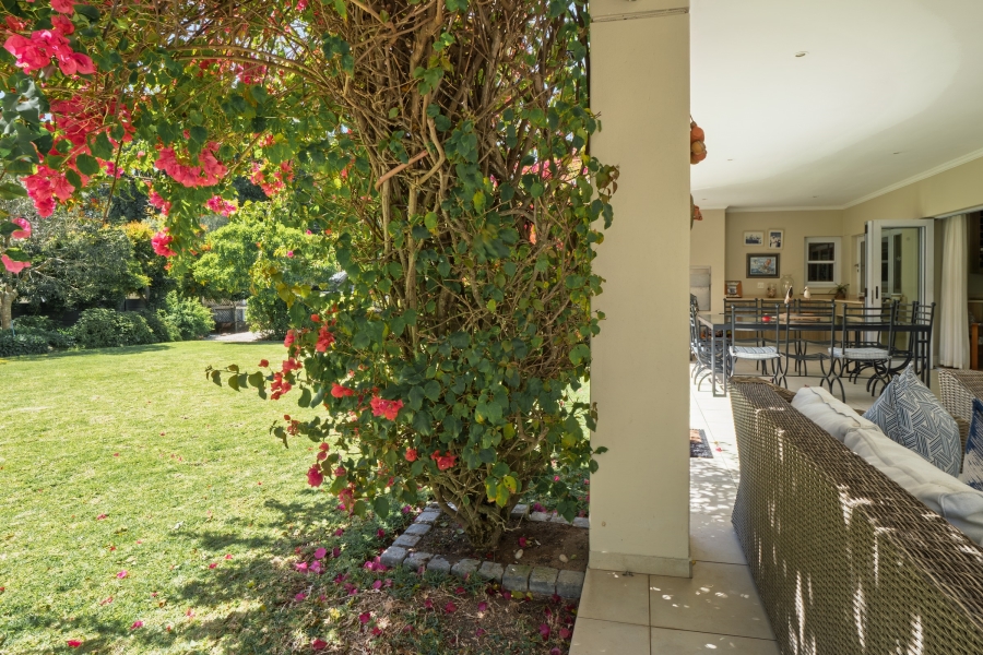 4 Bedroom Property for Sale in Leisure Isle Western Cape